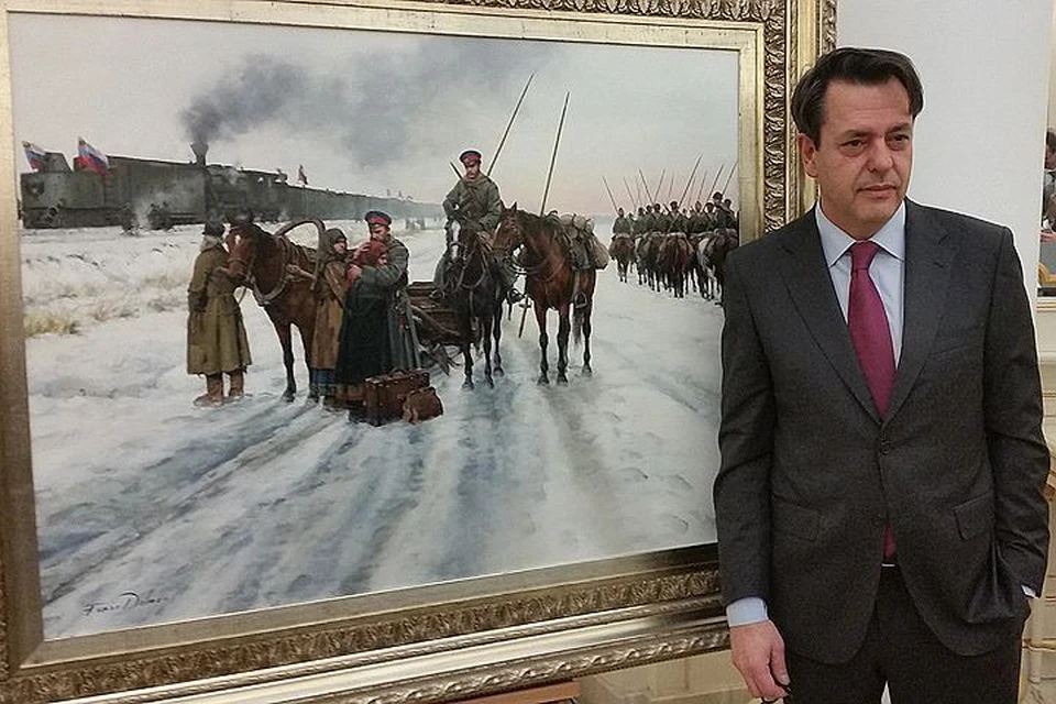 Испанский художник Аугусто Феррер-Далмау представил в посольстве России в Мадриде свою работу «Прощание», посвященную событиям Гражданской войны в России.