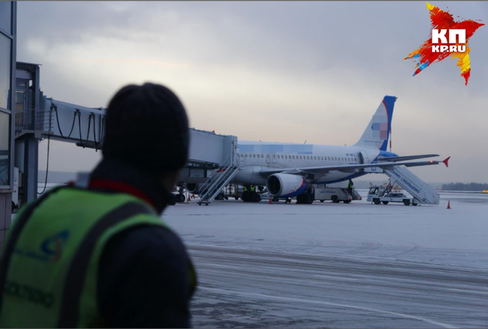 В Екатеринбурге из-за неисправности датчика экстренно сел самолет, летевший в Шанхай
