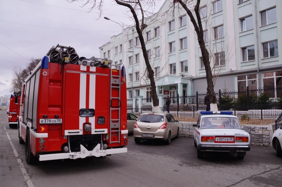 Сообщение о пожаре поступило в 11.32. Фото: Пресс-служба ГУ МЧС России по Амурской области.