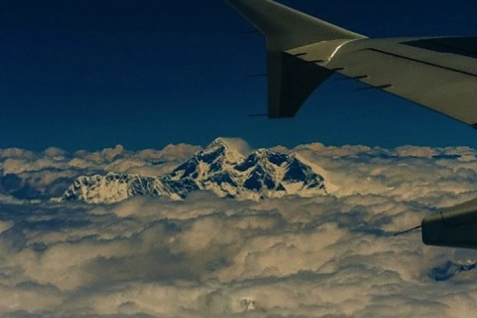 Так Эверест выглядел с самолета.
