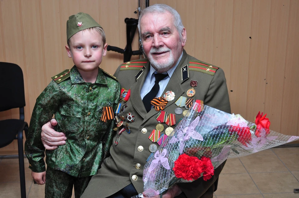 Школьники пообщались с ветераном Великой Отечественной Войны Владимиром Шелудько