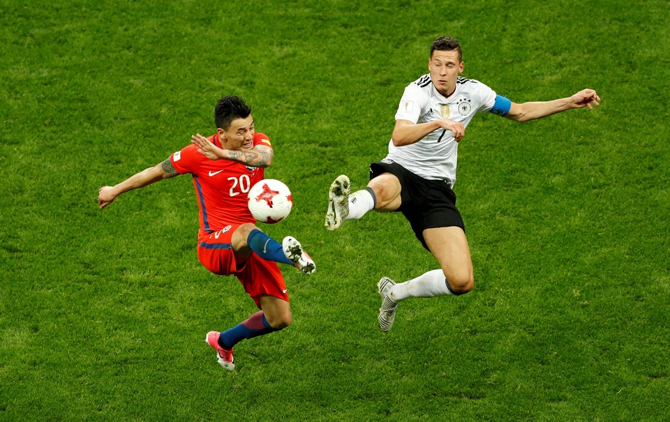 Сборная Германии вместе с Чили прошла в полуфинал Кубка Конфедераций от группы "В".