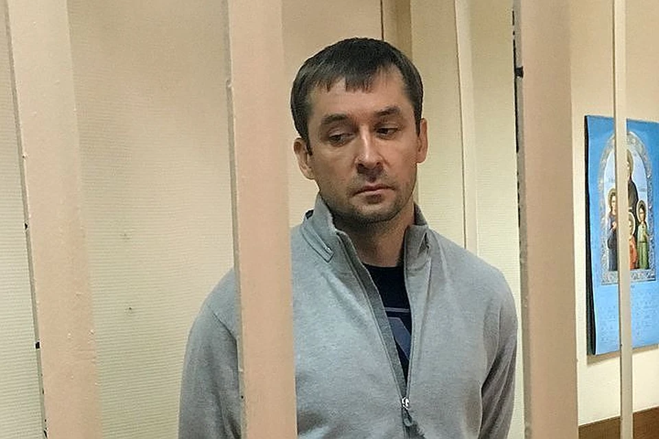 Захарченко находится под арестом, ему инкриминируют получение взятки