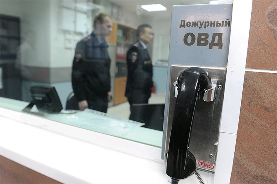 Крупнейшие города России захлестнула волна звонков лжетеррористов.