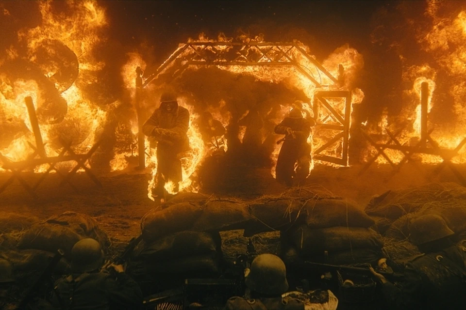 В фильме Федора Бондарчука "Каскадеры" бежали сквозь настоящий огонь.