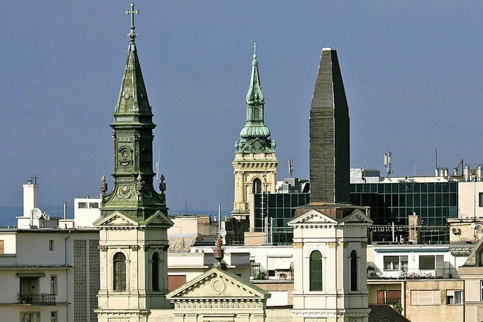 Разрушенная башня Успенского собора, который был построен в Будапеште в конце XVIII века, нуждается в реставрации. Фото: Алекс Проймос / wikipedia.org