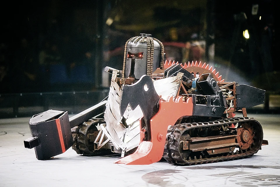 Бои роботов «Бронебот» созданы по мотивам первых культовых мировых шоу 90-х RobotWars.