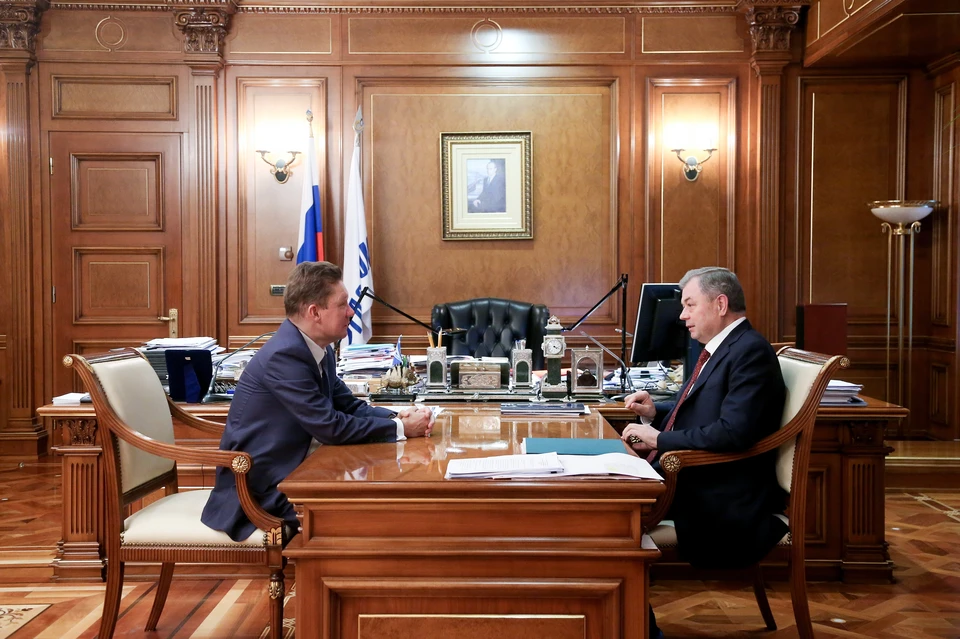 Рабочая встреча губернатора Калужской области Анатолия Артамонова и руководителя "Газпрома" Алексея Миллера прошла 18 октября в Москве.