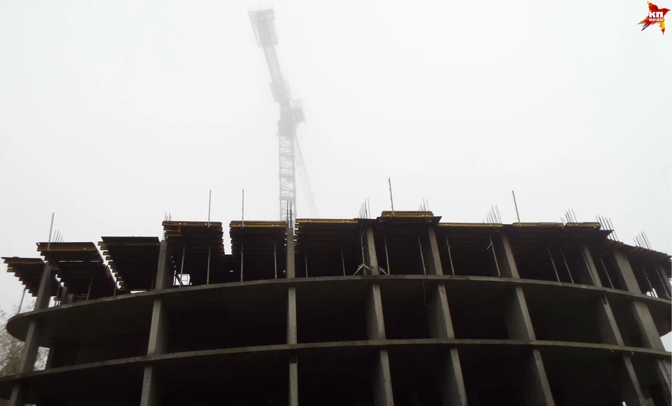 Туман над перспективами "замороженных" строек на Нагорном переулке и Ручейной постепенно рассеивается