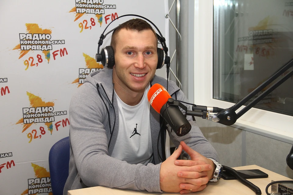 Андрей Сироткин – профессиональный боксер средней весовой категории