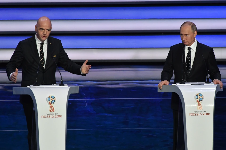 Президент ФИФА Инфантино и президент России Владимир Путин открыли церемонию