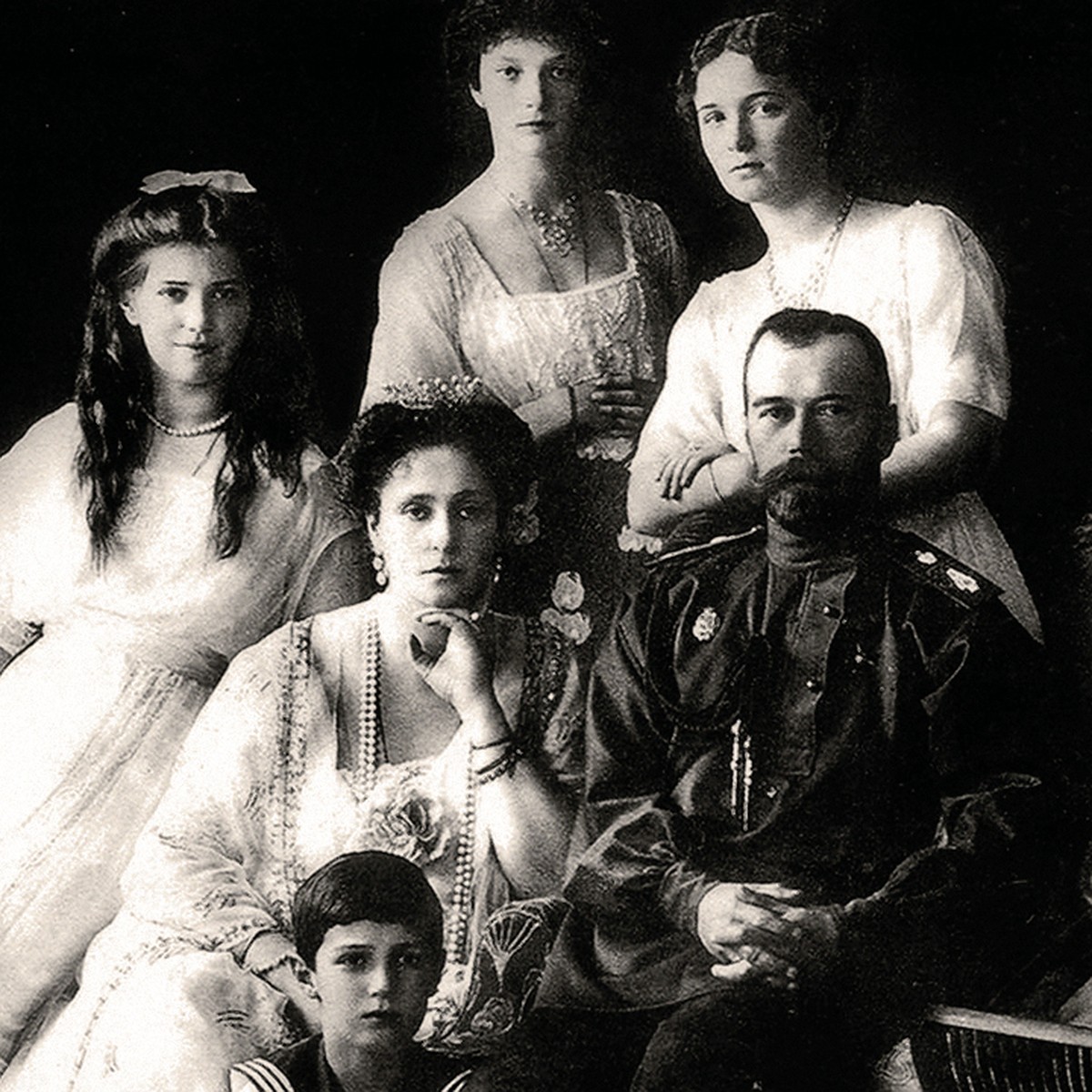 Дело об убийстве царской семьи: откуда взялась версия, что расправа  большевиков носила ритуальный характер - KP.RU