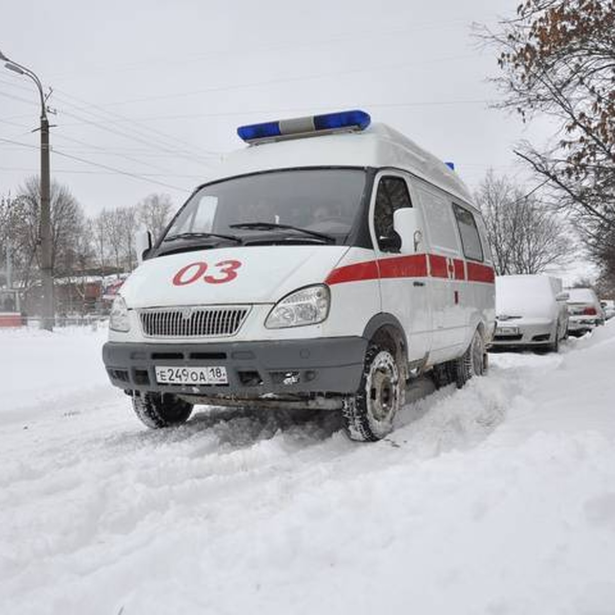 Новый год-2018 в Ижевске: Куда звонить, если заболел зуб, прорвало трубу  или сломалась машина - KP.RU