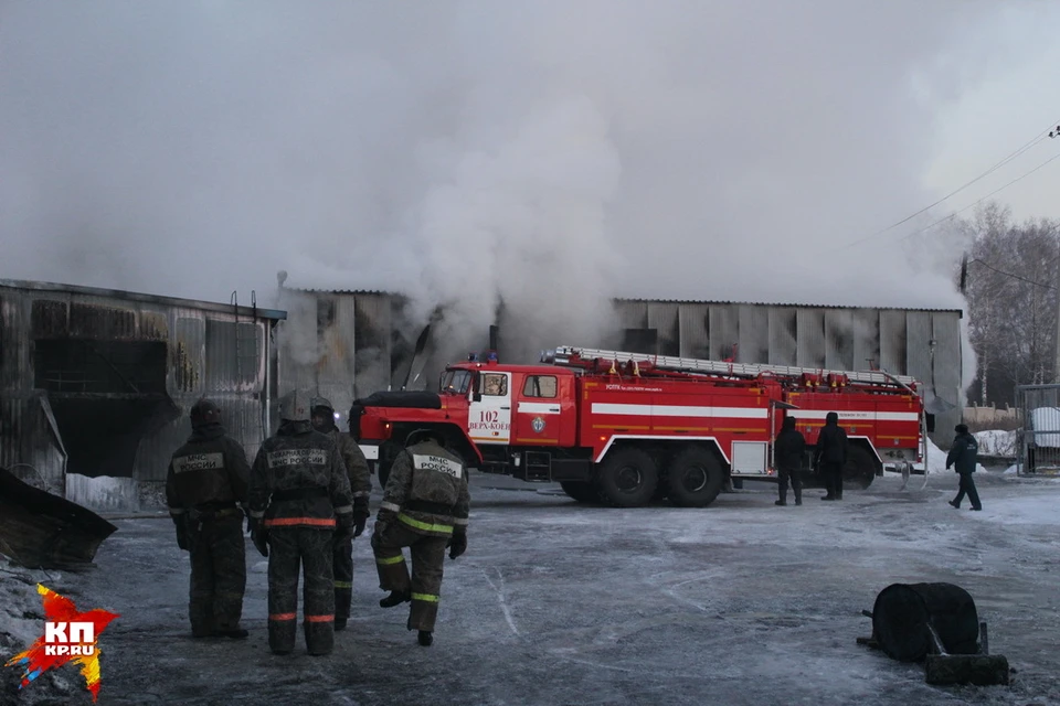 На пожар привлекли спасателей со всего Искитимского района, Бердска и Новосибирска.