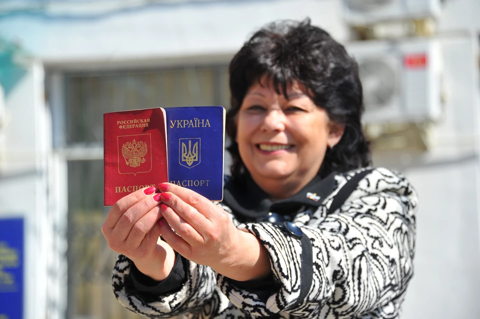 У многих крымчан остался паспорт гражданина Украины.