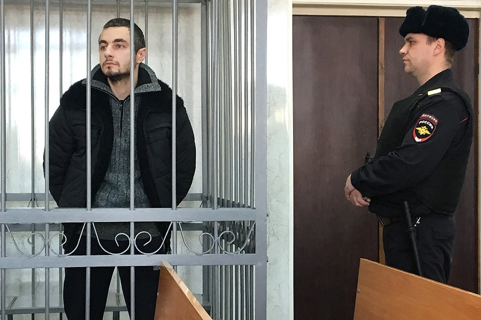 Суд продлил арест Дмитрия Грачёва, который обвиняется в преступлениях по двум статьям, ещё на месяц.