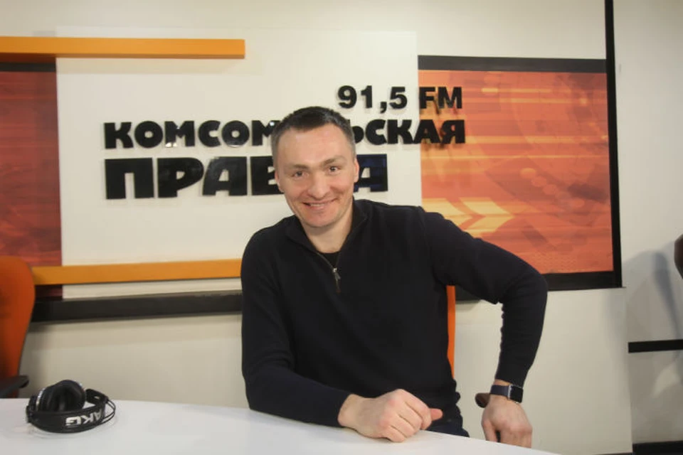 31 января 2018 года. Евгений Иванушкин впервые в студии радио "Комсомольская правда" Иркутск в программе "Все хОКкей".