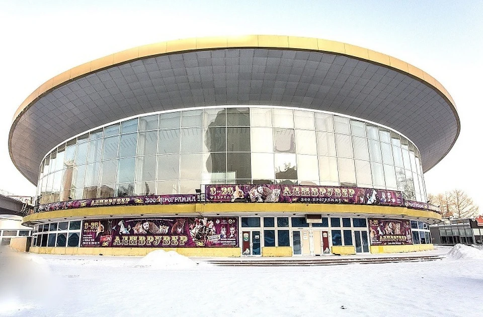 Файл:Novosibirsk State Circus 07-2016.jpg - Википедия