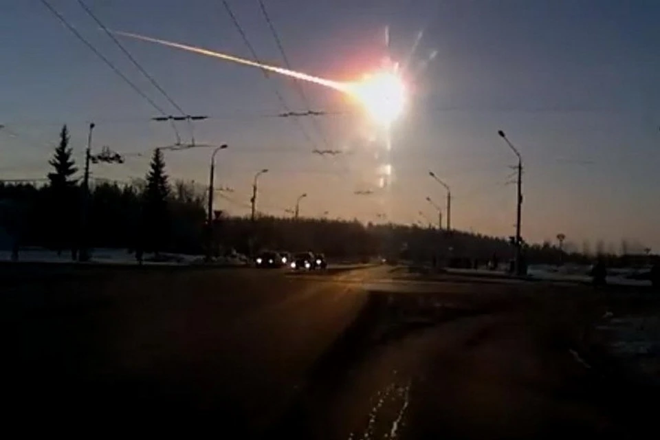 Челябинский метеорит запечатлели на фото и видео многие очевидцы. А вот про «Ордынский метеорит» все только говорят, но подтверждений его падению нет.