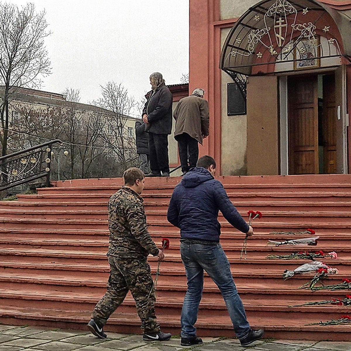 Во время расстрела в храме Кизляра людей спасла блаженная нищенка - KP.RU