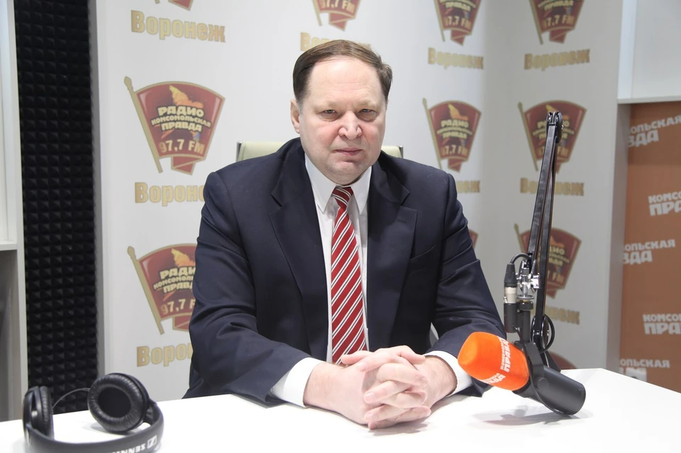 Сергей Иванович в студии радио "КП".