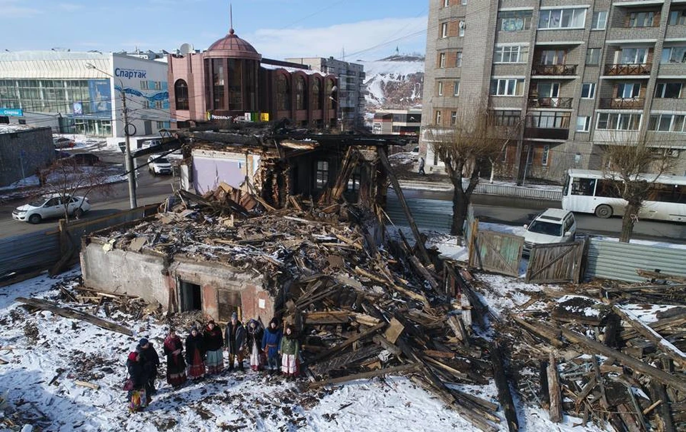 Можно ли будет восстановить хоть что-то, после того, как на Перенсона похозяйничали экскаваторы? Фото: Илья НАЙМУШИН