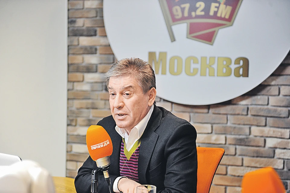 Руководитель Департамента труда и социальной защиты населения Москвы Владимир Петросян на Радио «Комсомольская правда».