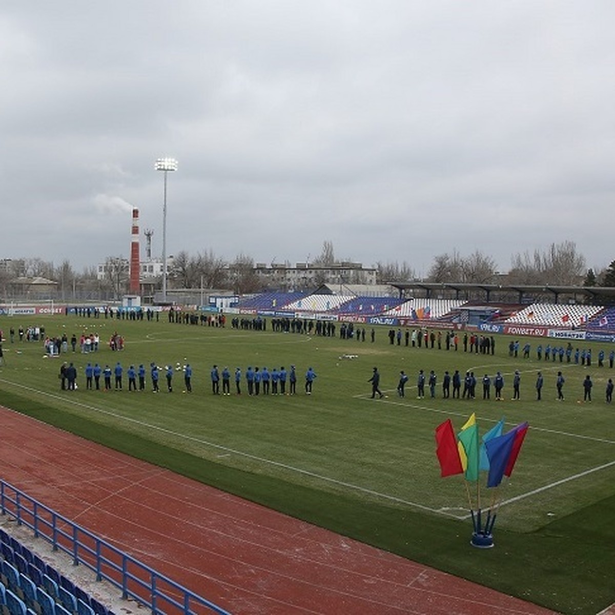 В Волгограде на стадионе «Зенит» обновят легкоатлетический сектор - KP.RU