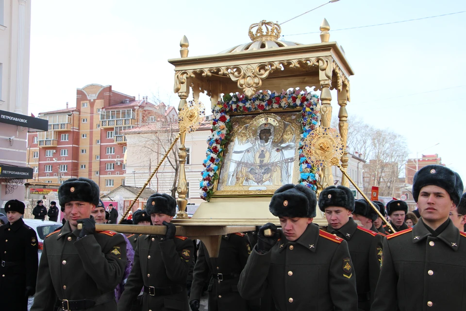 Чудотворный образ как символ единства всех жителей Приамурья каждый год чествуется 22 марта. Фото: Сергей ПЕТРОВ