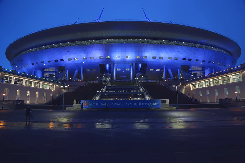 Стадион, на котором пройдут матчи Чемпионата мира по футболу 2018 в Санкт-Петербурге, второй по вместимости в стране после «Лужников».