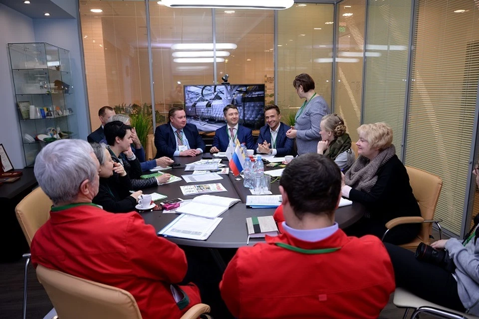 Ярославское отделение ПАО Сбербанк организовало для журналистов региона экскурсию на предприятие-партнер - завод ПолиЭР