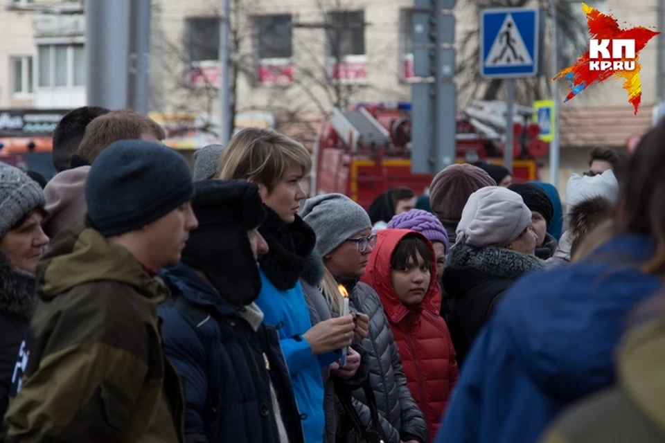 Мошенники пишут родственникам погибших на пожаре в Кемерове, что их дети живы