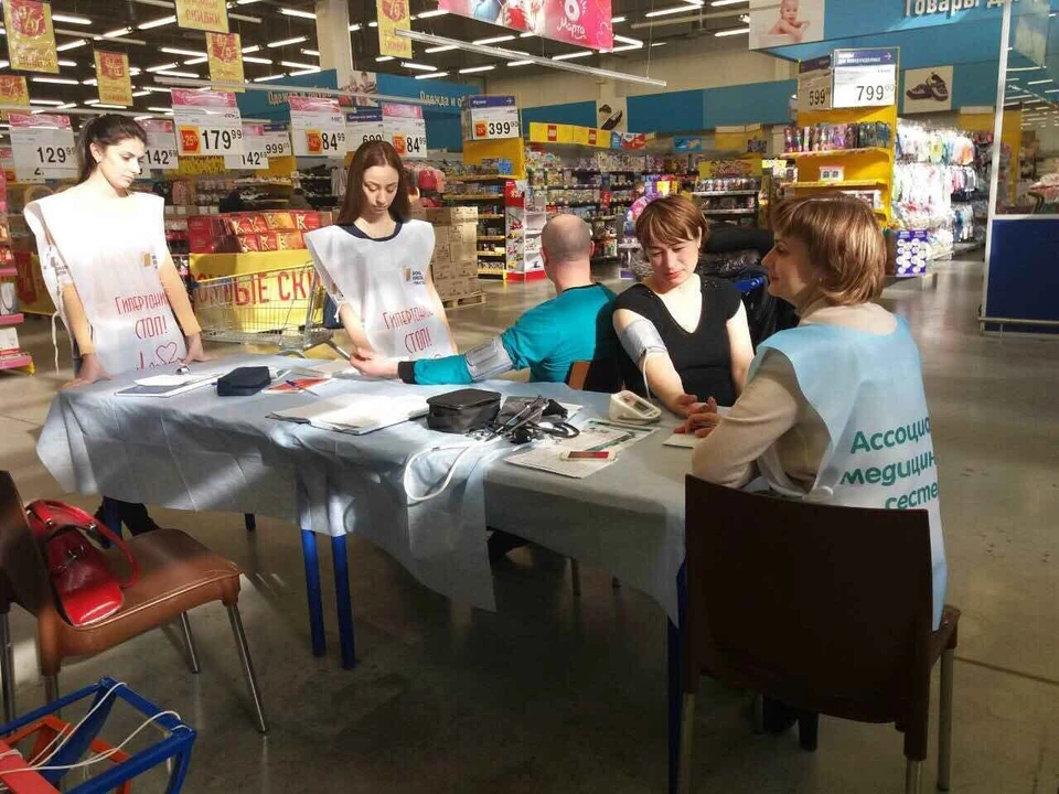 Обучение проводится в торговых центрах и на заправках Фото предоставлено Тюменской профессиональной сестринской ассоциацией