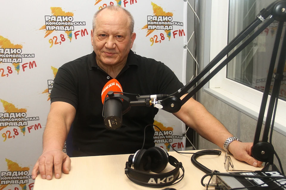 Евгений Макаров написал целую книгу, которая так и называется «Про воров и оперов».