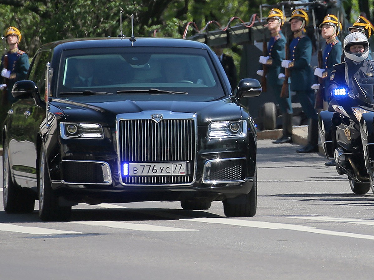 Стало известно, кому раньше принадлежал номер, который висел на лимузине  Путина во время инаугурации - KP.RU