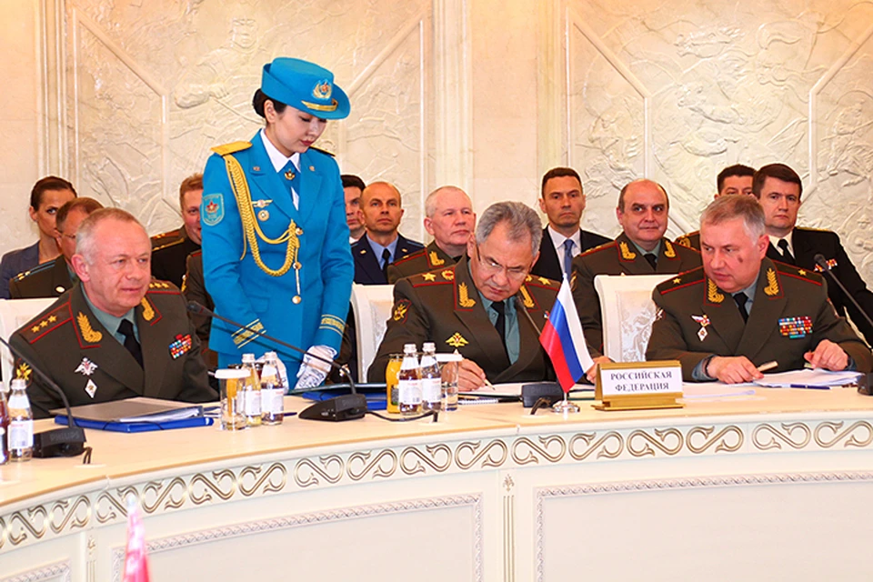 Заседание Совета министров обороны стран – членов ОДКБ состоялось сразу после переговоров с главой государства
