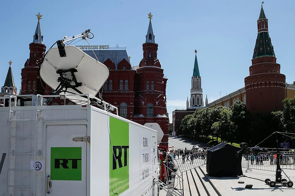 Телевизионная техника RT в районе Красной площади.