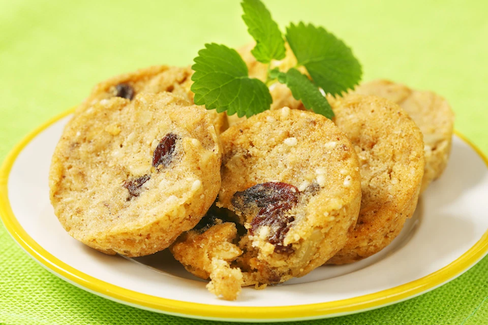 Печенье из льняной муки с сухофруктами - вкусный и целебный продукт.