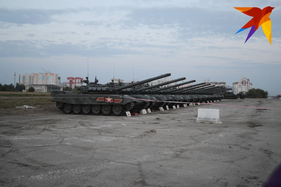 Часть военной техники привезли в Брянск около полуночи 27 августа.