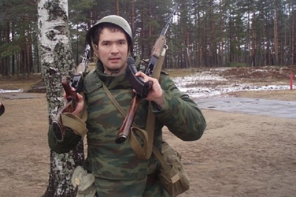 Зиновьев в 2008 году отправился в армию на срочную службу.
