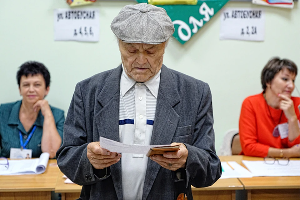 Если бы свою кандидатуру в Хабаровске выставил пингвин, то шанс был бы и у пингвина. Фото: Дмитрий Моргулис/ТАСС