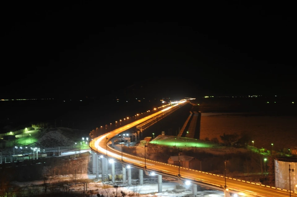 Берега перепутали: Хабаровский мост «переехал» в Украине