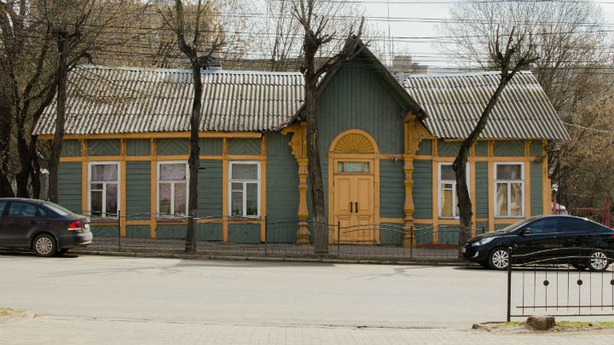 В центре Калуги снесли исторический дом, восстановленный участниками  проекта «Том Сойер Фест» - KP.RU