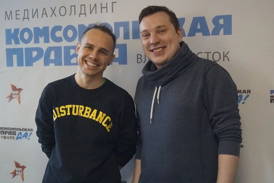 Солист группы «Марлины» Денис Биндасов и гитарист Александр Родионов