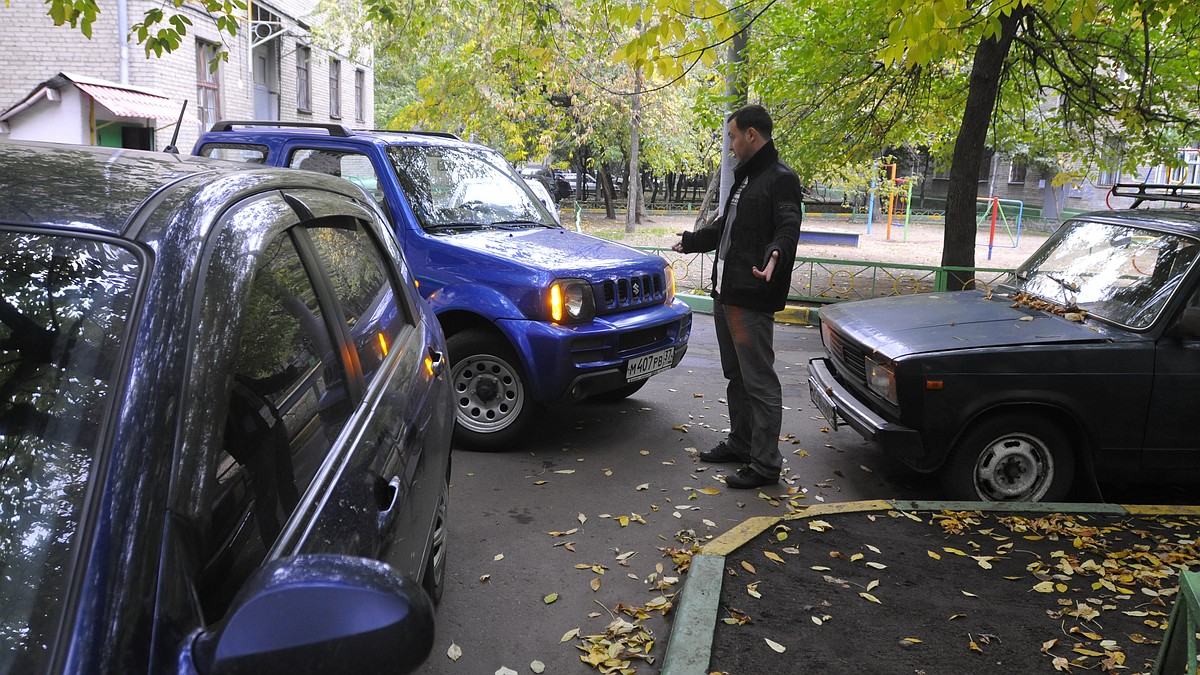 Владимирцы воюют за места на парковках, поджигая чужие машины - KP.RU