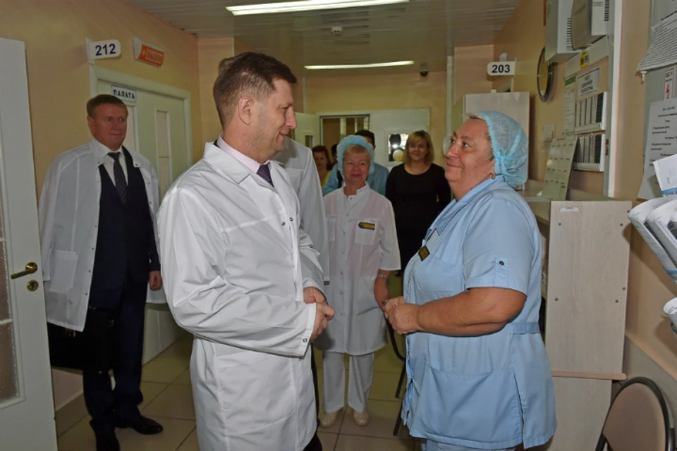Губернатор Фургал: «Зарплата начинающего врача должна быть не меньше 35 тысяч рублей»