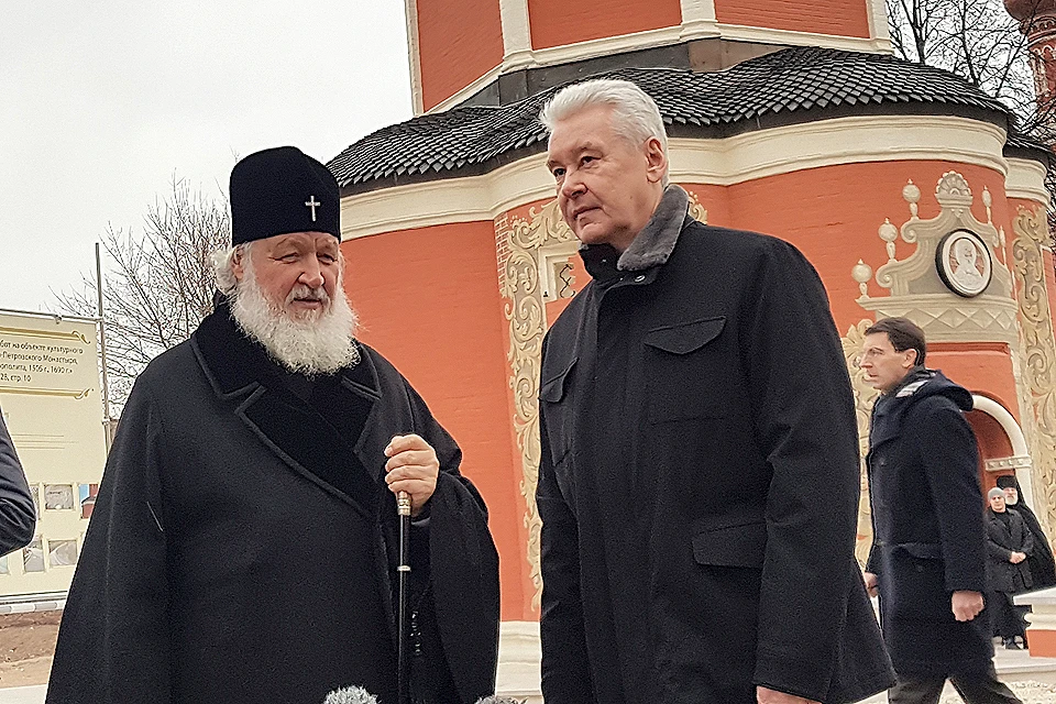 Патриарх Московский и Всея Руси Кирилл и столичный мэр Сергей Собянин посетили Высоко-Петровский монастырь.