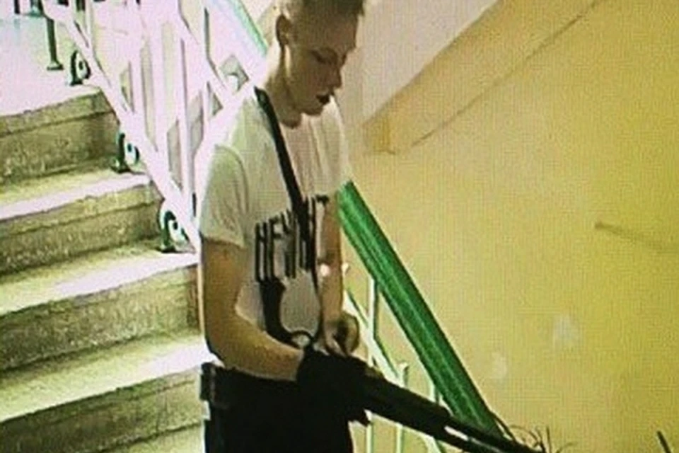 Владислав Росляков, устроивший 17 октября кровавую бойню в Керченском политехническом колледже