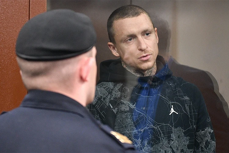 Павел Мамаев - "КП": «Планируем сидеть и ждать свободы. Всё рано или поздно закончится»