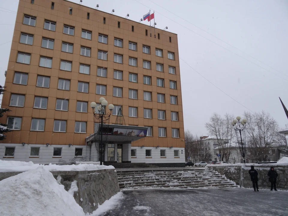 Здание администрации города Владимира оцепили